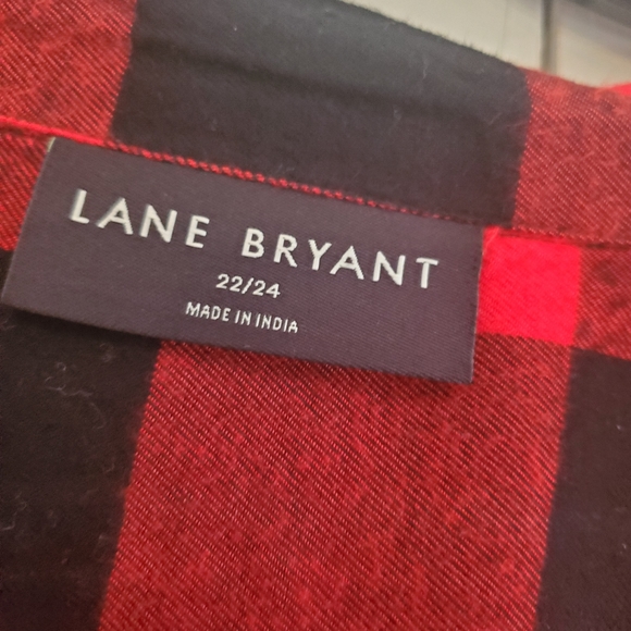 Button down top🍒 - Picture 6 of 11